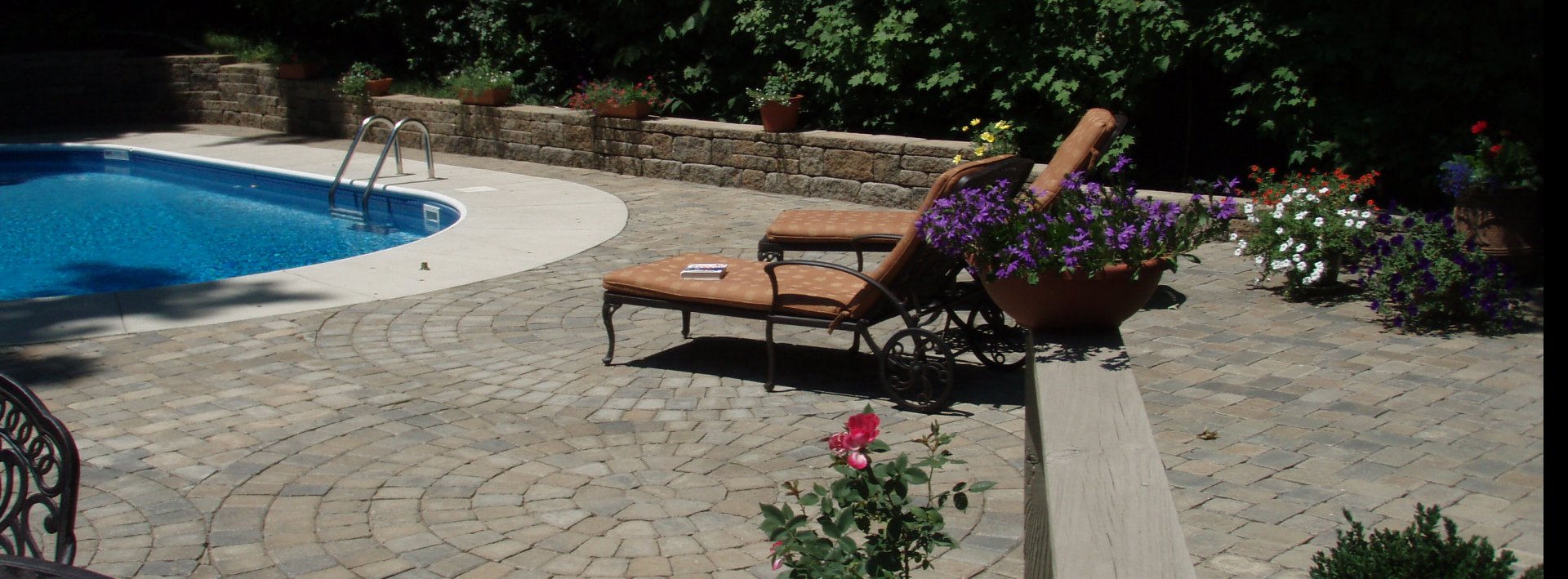 Pavers with Retaining wall